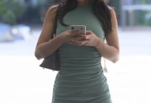 都市丽人浅绿色包臀裙女生[483P+V/11.5G]-妹子图