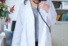 金子智美 曝け出す女医 必撮！まるごと-妹子图