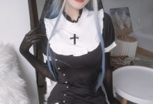 蜜汁猫裘 NO.086 — 修女自拍 [35P+6V-829M]-妹子图