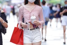 都市丽人漂亮的白色热裤小姐姐【35P-410MB】-妹子图