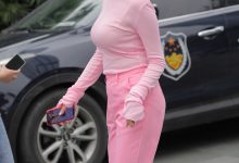 精选街拍作品 NO.0094 紧身裤美女,给人满满的自信![49P／37.2MB]-妹子图