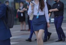 都市丽人还在上班的蓝裙美女【67P+1V-1.00G】-妹子图