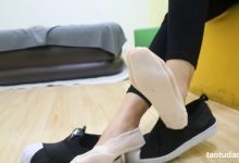 [誉铭传媒]袜足摄影 2019年 NO.034 蕾丝船袜[1V／240MB]-妹子图