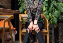 SIW斯文传媒 063 欧版翠绿印花高领长袖打底衫 - 新芳 [69P-189M]-妹子图