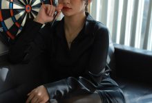 [IESS异思趣向] 2022.08.04 丝享家1167：秋秋《光影嘿丝》[93P／144MB]-妹子图