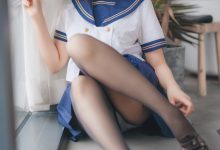 轩萧学姐 - 2023生日作 5月舰长 黑丝jk内衣 [32P-112MB]-妹子图