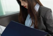 唐安琪牛仔短裤拍摄花絮 [2V-1.3G]-妹子图