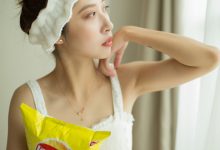 [YALAYI雅拉伊] 2019.10.05 Y421蓝心 素颜 [44+1P]-妹子图