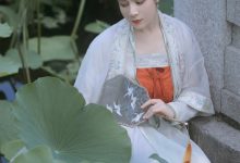 [YITUYU艺图语]2022.11.21 陶然荷韵 周曦彤[25+1P／195MB]-妹子图