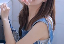 高颜值大眼美女白嫩性感写真-妹子图