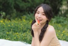 日系美少女清新文艺户外写真图片-妹子图