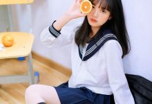 水手服美女清纯养眼教室写真图片-妹子图