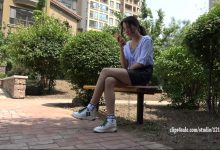 [K&M]丝足视频 NO.0011 运动鞋白色脏袜子[1V／0.99GB]-妹子图