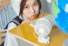 甜美俏皮美女制服写真图片-妹子图