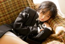 制服美女俏丽动人写真图片-妹子图