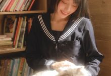 清纯美女水手服诱人写真图片-妹子图