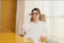 [YouMei尤美] 星人酱 大长腿喵娇艳の小球迷”  [18P]-妹子图