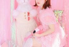 粉色蕾丝美女唯美艺术美女性感写真-妹子图