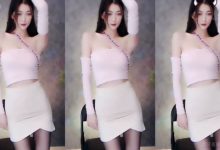 虎牙主播极品美腿嫩妹 华星小突然热舞舞蹈合集【162V 15.3G】-妹子图