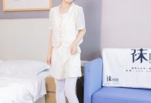 [BoBoSocks袜啵啵]NO.421 奶油-皮鞋、厚白丝、瑜伽动作时老头乐挠脚剧情[140P+1V／6.20GB]-妹子图