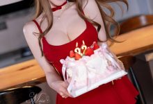 咬一口兔娘(Yiko湿润兔) –  2025年12月 圣诞生日限定 Birthday Party[48P+1V-1.02G]-妹子图